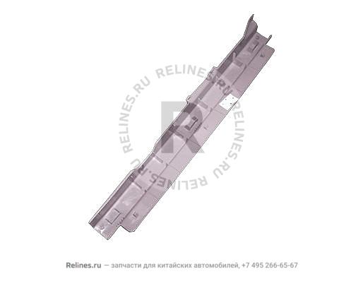 Накладка порога передней левой двери внутренняя