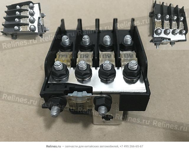 Batt anode fuse block