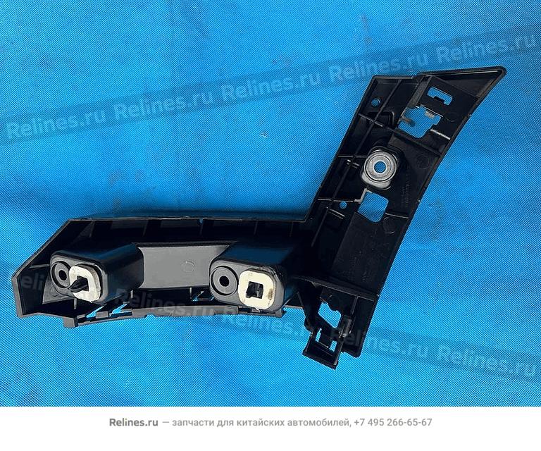 Кронштейн бампера заднего центр левый