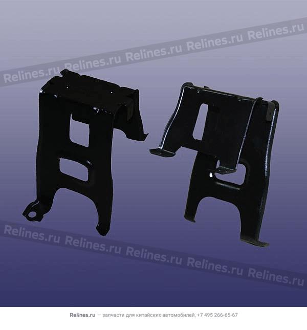 Arm rest mtg bracket - J52-***040