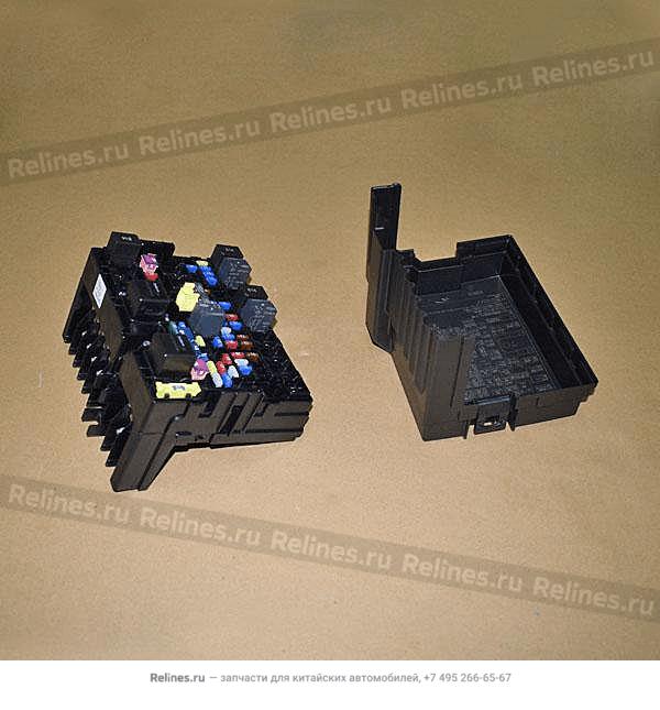 Fuse box assembly - 8070***5AA