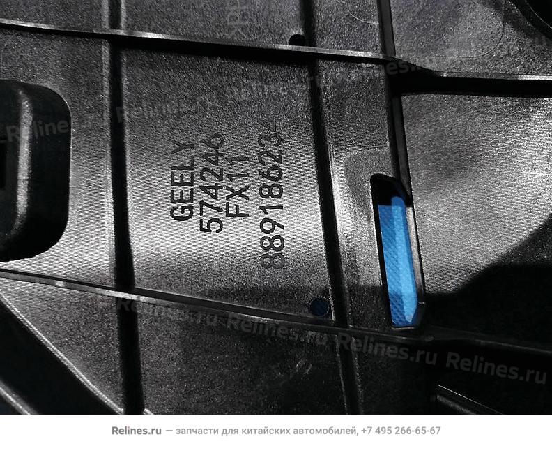 Кронштейн защиты ног пешехода