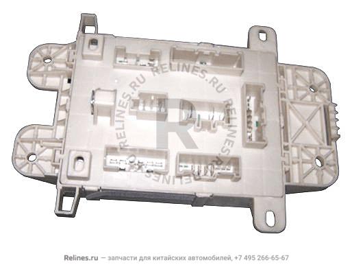 Блок предохранителей пласт.
