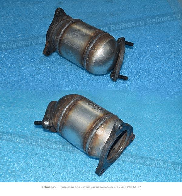 Pre catalytic converter