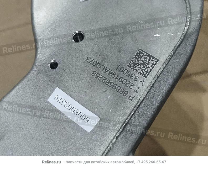 Цапфа передняя правая