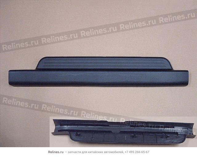 Clamp plate-fr doorsill LH - 5402***Y08