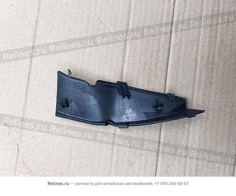 Уголок панели стеклоочистилей правый