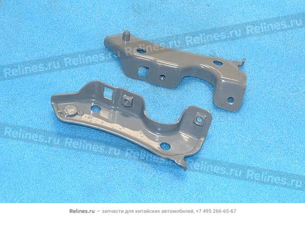 RH bracket-crossbeam - J52-5***30-DY