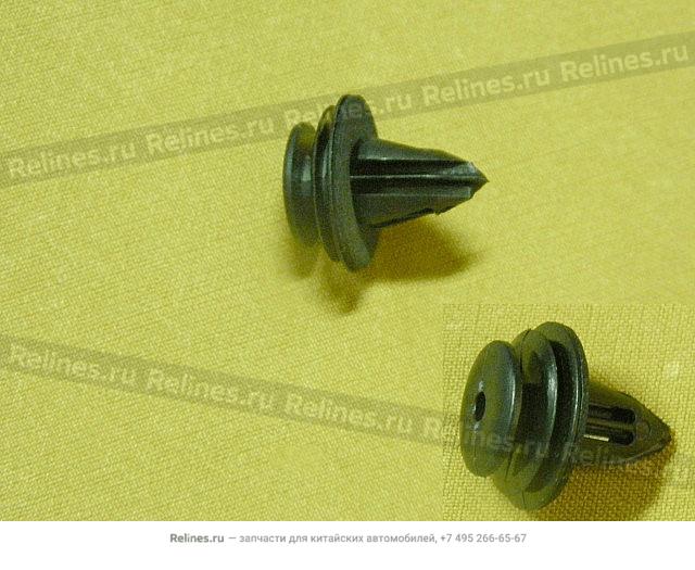 Plastic fastener