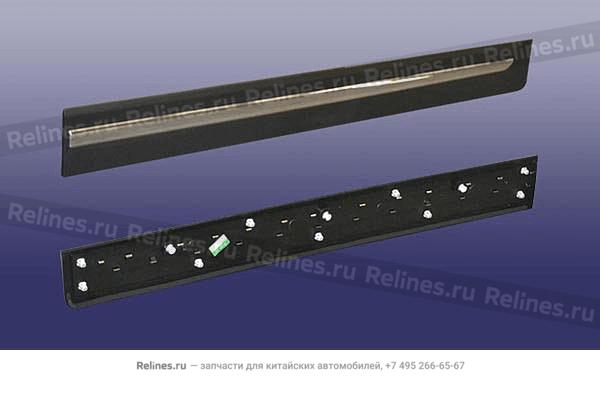 Молдинг двери передней правой (с хромированной полосой) Tiggo 5 - T21-***060