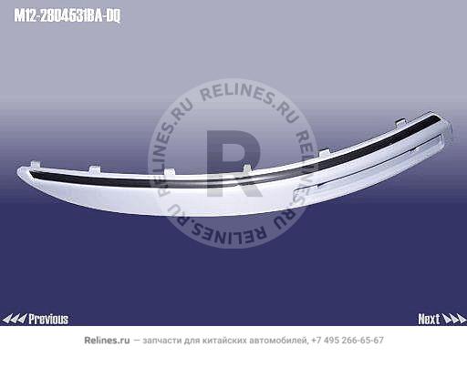 Накладка заднего бампера левая (с хром полосой) - M12-28***1BA-DQ