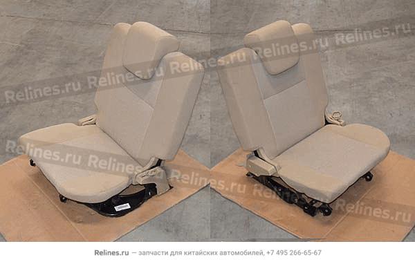 LH seat-rr row - B14-7***10BK