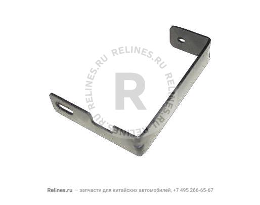 Metal bracket lh-fr bumper