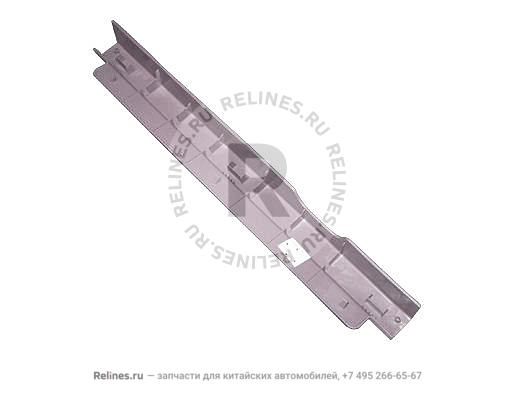 Накладка порога передней правой двери внутренняя