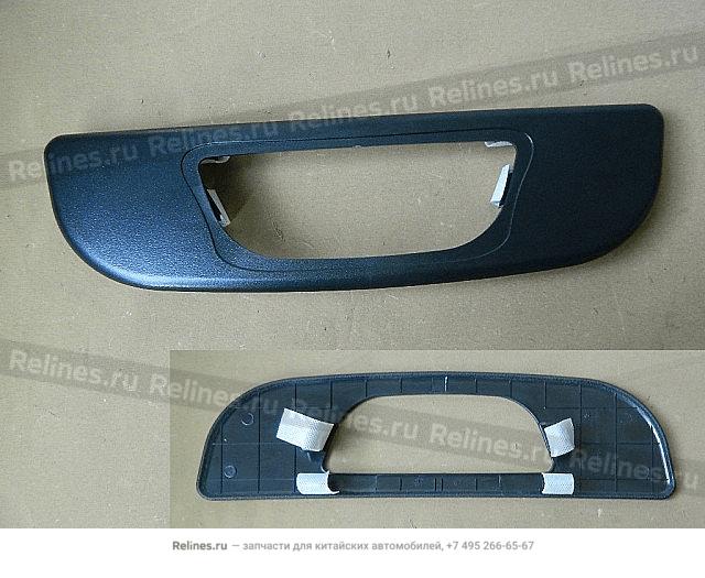 Backrest trim panel w/DVD assy,driver si