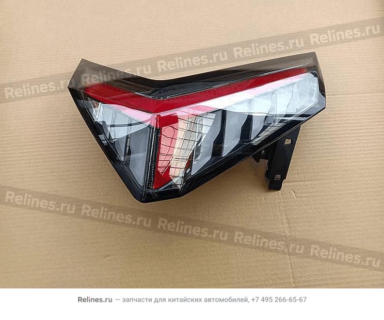 Фонарь задний правый