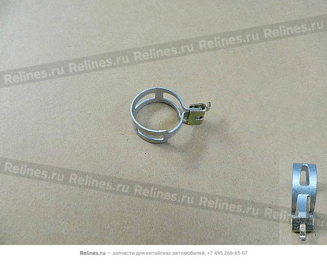 Small sprg pipe clamp-metal strip type(V