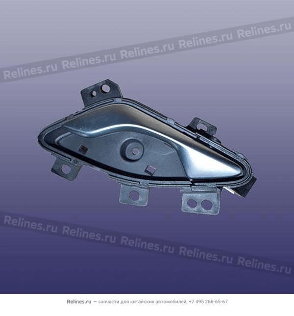 Внутренняя ручка двери передней левой T19C