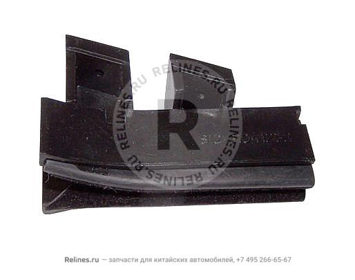 LWR rail-fr RH door