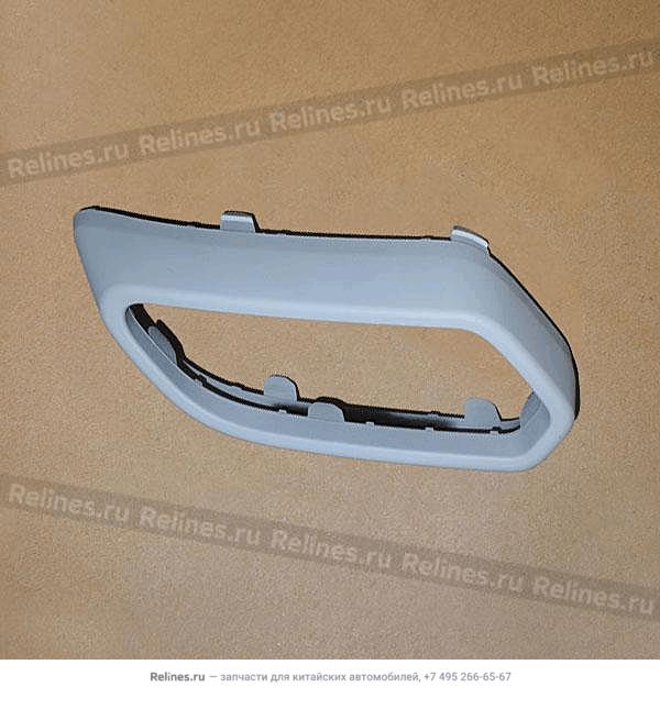 RH trim strip-rr bumper