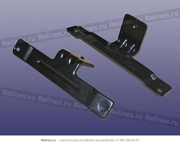 Bracket RR door RH - J52-***321