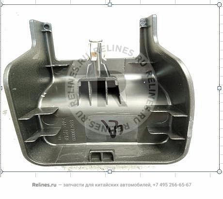 Крышка кронштейна переднего сиденья
