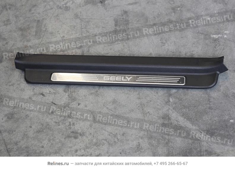 LF door sill interior trim - 101802***00669