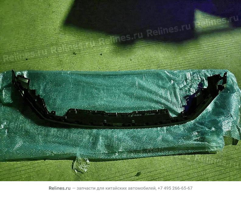 Спойлер переднего бампера