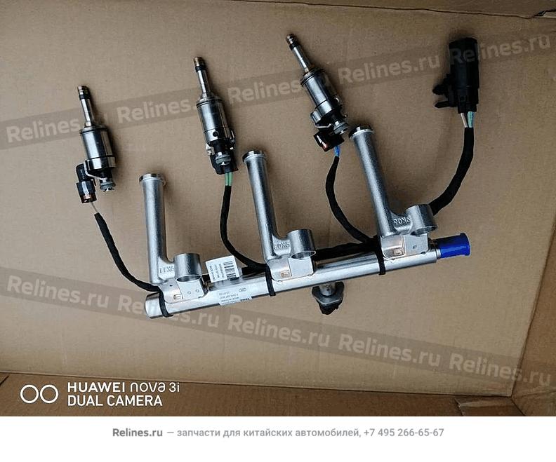 Рампа топливная в сборе с форсунками