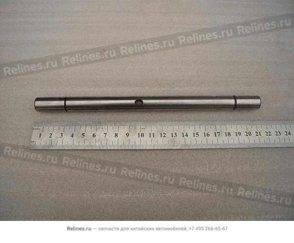 Fifth reverse fork shaft