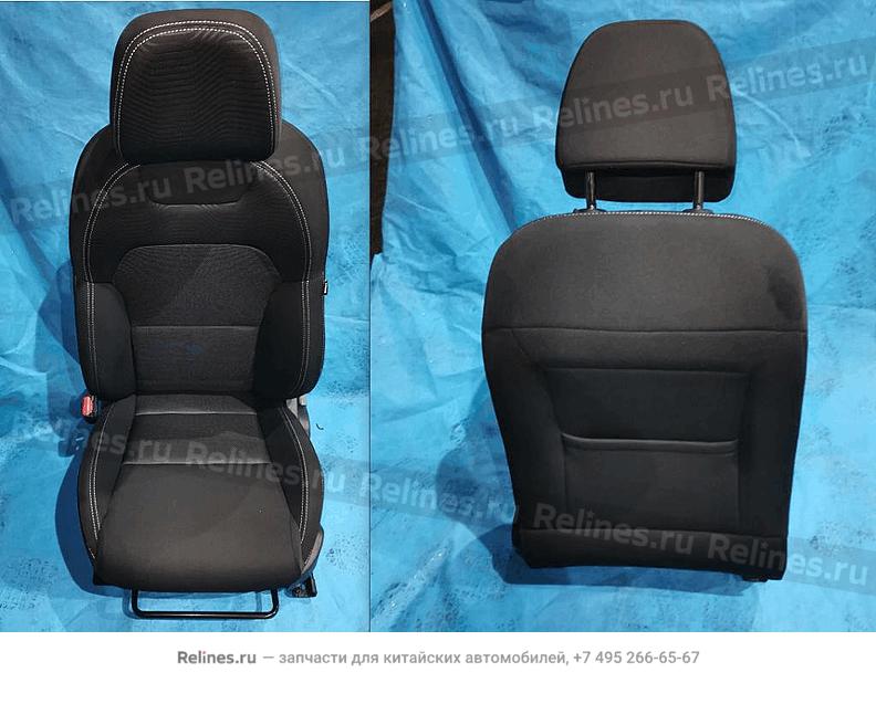 Сиденье переднее левое в сборе