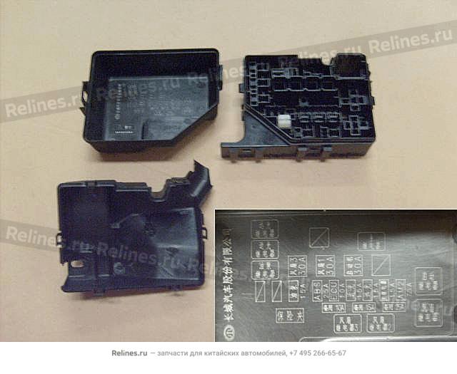 Блок предохранителей (голый корпус) - 3722***V08