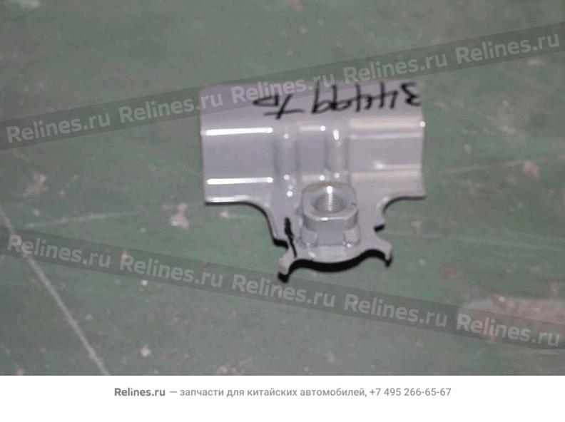 Assy,front seat belt retractor bracket