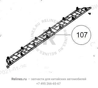 Накладка передней панели левая