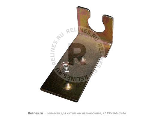 Left patch bracket assy