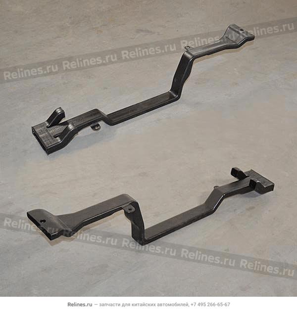 Feet duct rear LH - B14-8***21FL