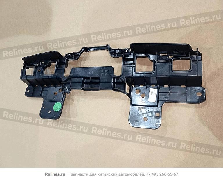 Панель крепления переднего бампера верхняя