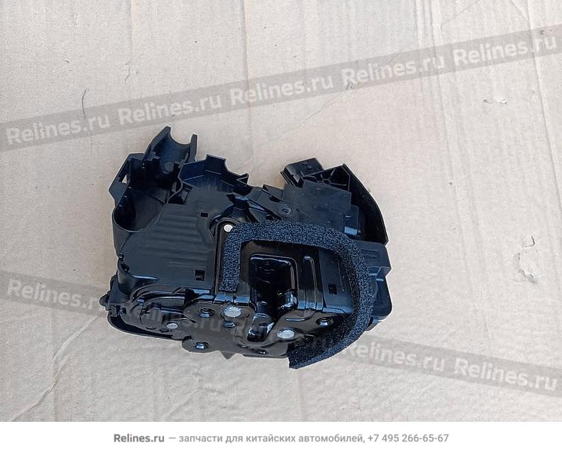 Замок двери передней правой