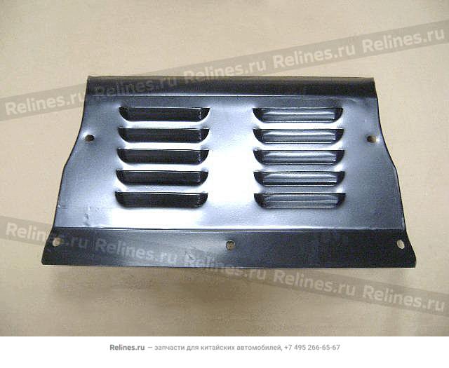 Engine air deflector(04)