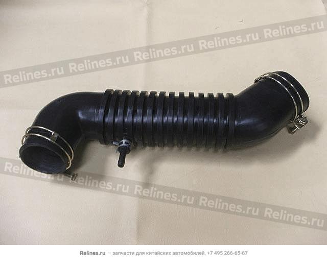 Intake corrugated hose air cleaner