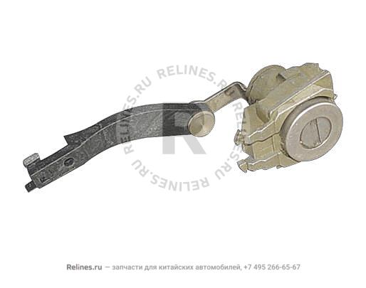 Личинка замка двери передней правой