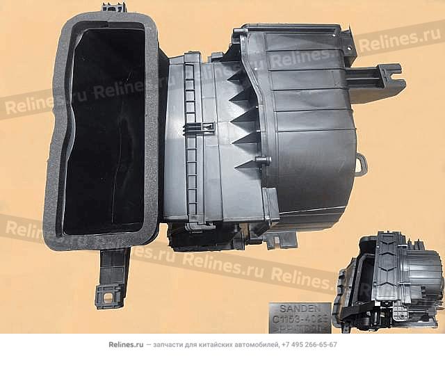 Корпус воздухозаборника печки салона - 81002***Z16A