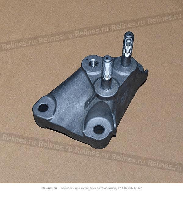 Подушка крепления двигателя левая M1E