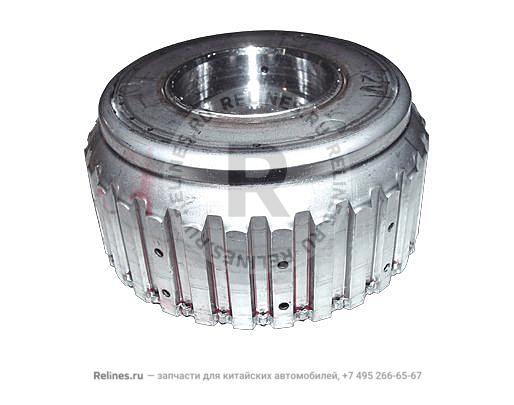 Seat - reverse gear clutch