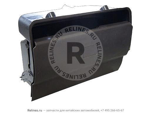 Glove box