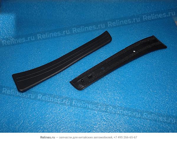 Pressure panel-rr doorsill RH - T11-5***42PB