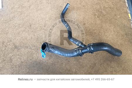 Hose-raditor coolant outlet