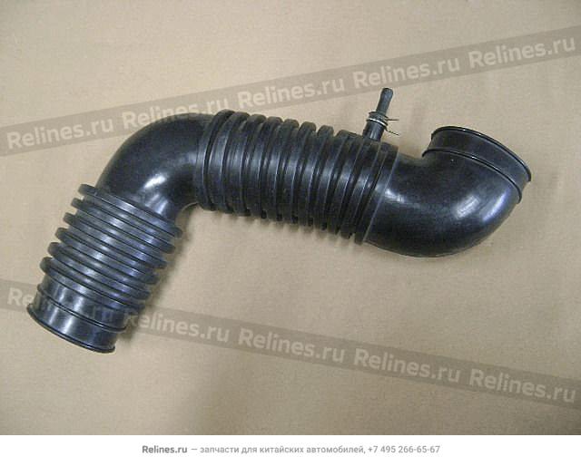 Intake corrugated hose air cleaner