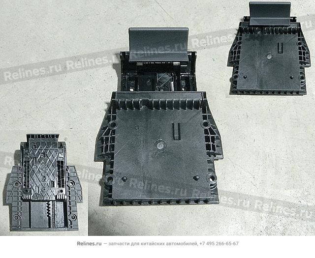 Leg holder mechanism assy