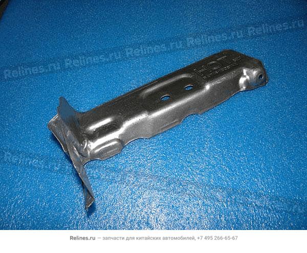 Heat shield-exhaust manifold